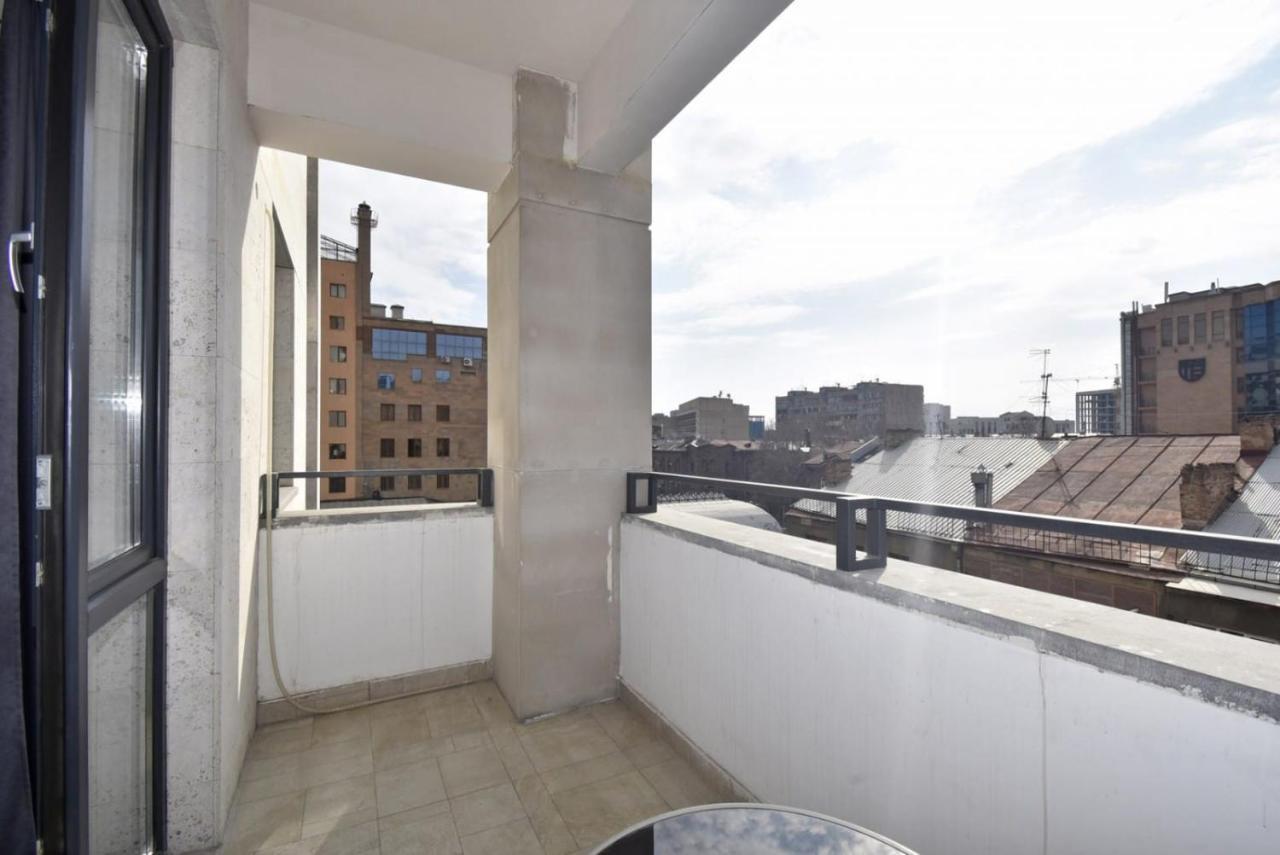 Rent Inn Yerevan On Koghbaci Street Extérieur photo