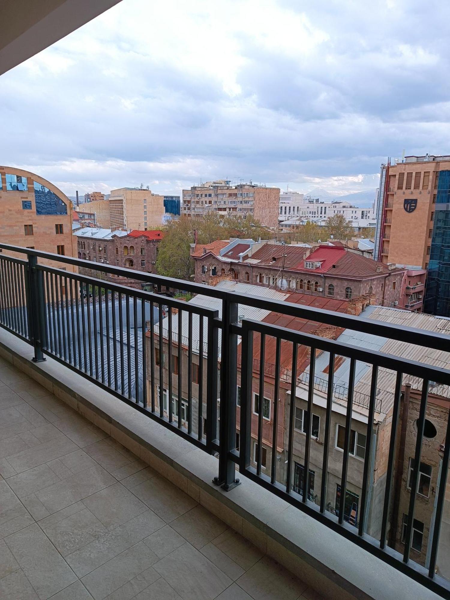Rent Inn Yerevan On Koghbaci Street Extérieur photo