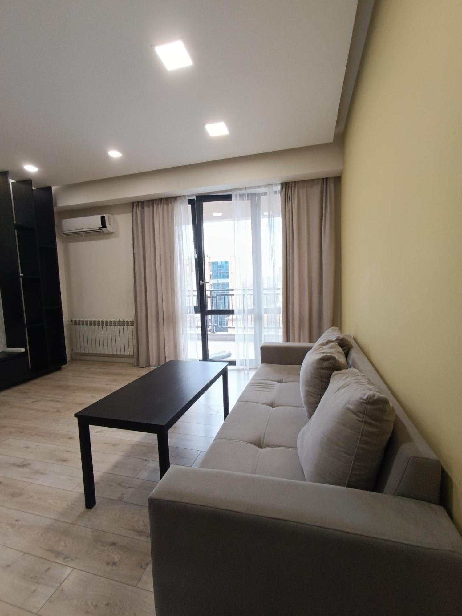 Rent Inn Yerevan On Koghbaci Street Extérieur photo